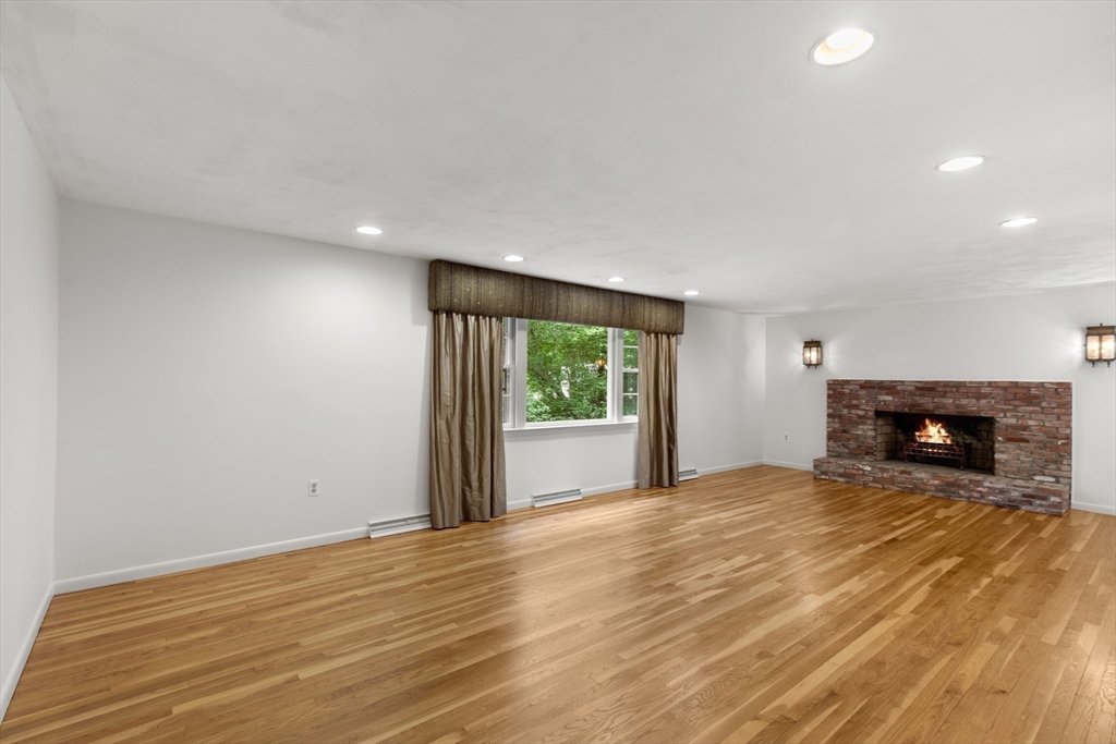 14 Oxbow Road Natick, MA 01760 - Photo 7 of 42 Gallery Image 7