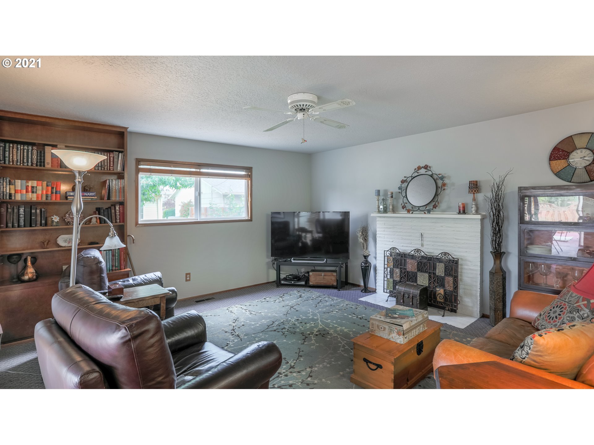 1790 Thompson Road Woodburn, OR 97071 - Photo 13 of 27 Gallery Image 13