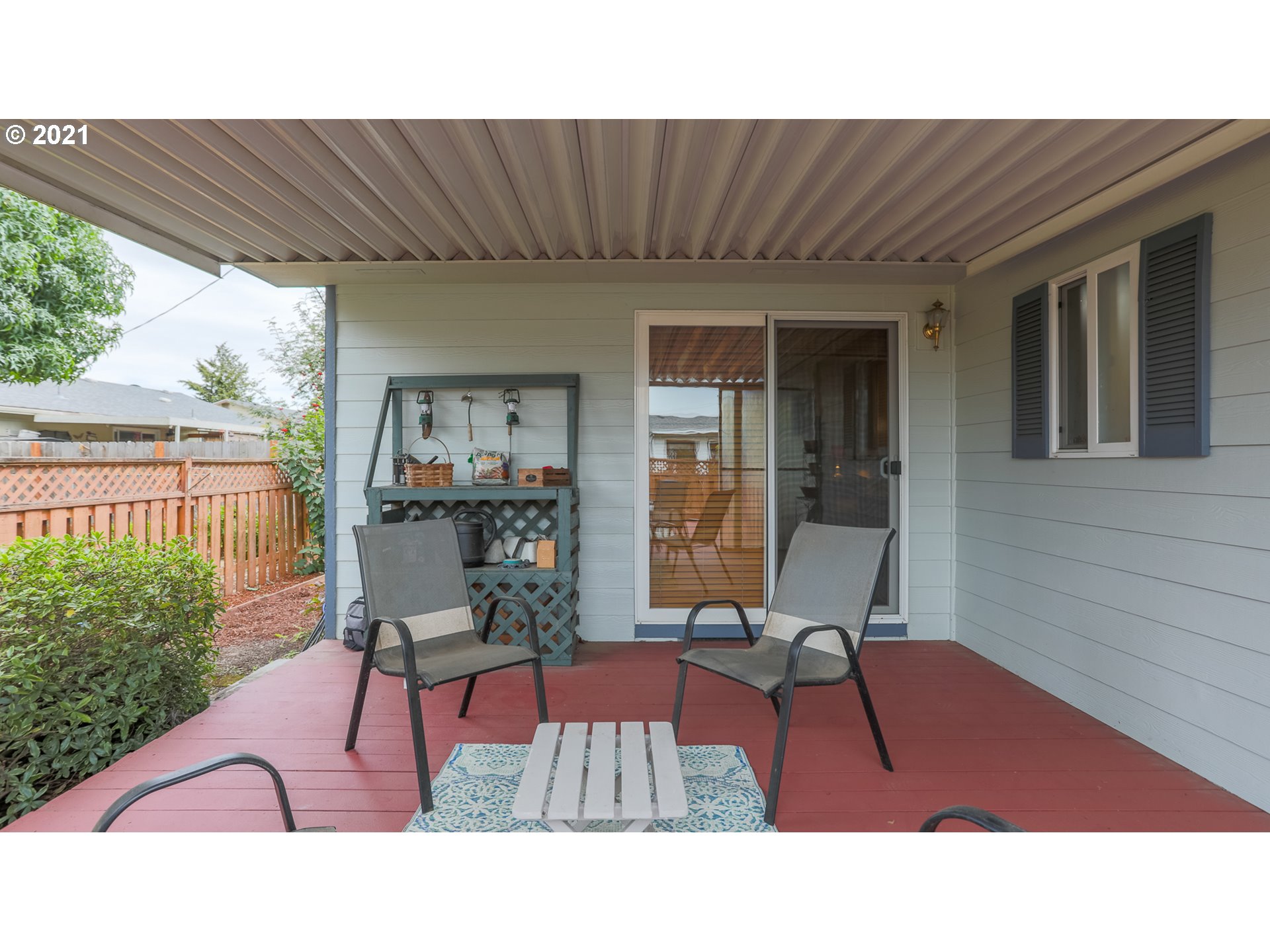 1790 Thompson Road Woodburn, OR 97071 - Photo 21 of 27 Gallery Image 21