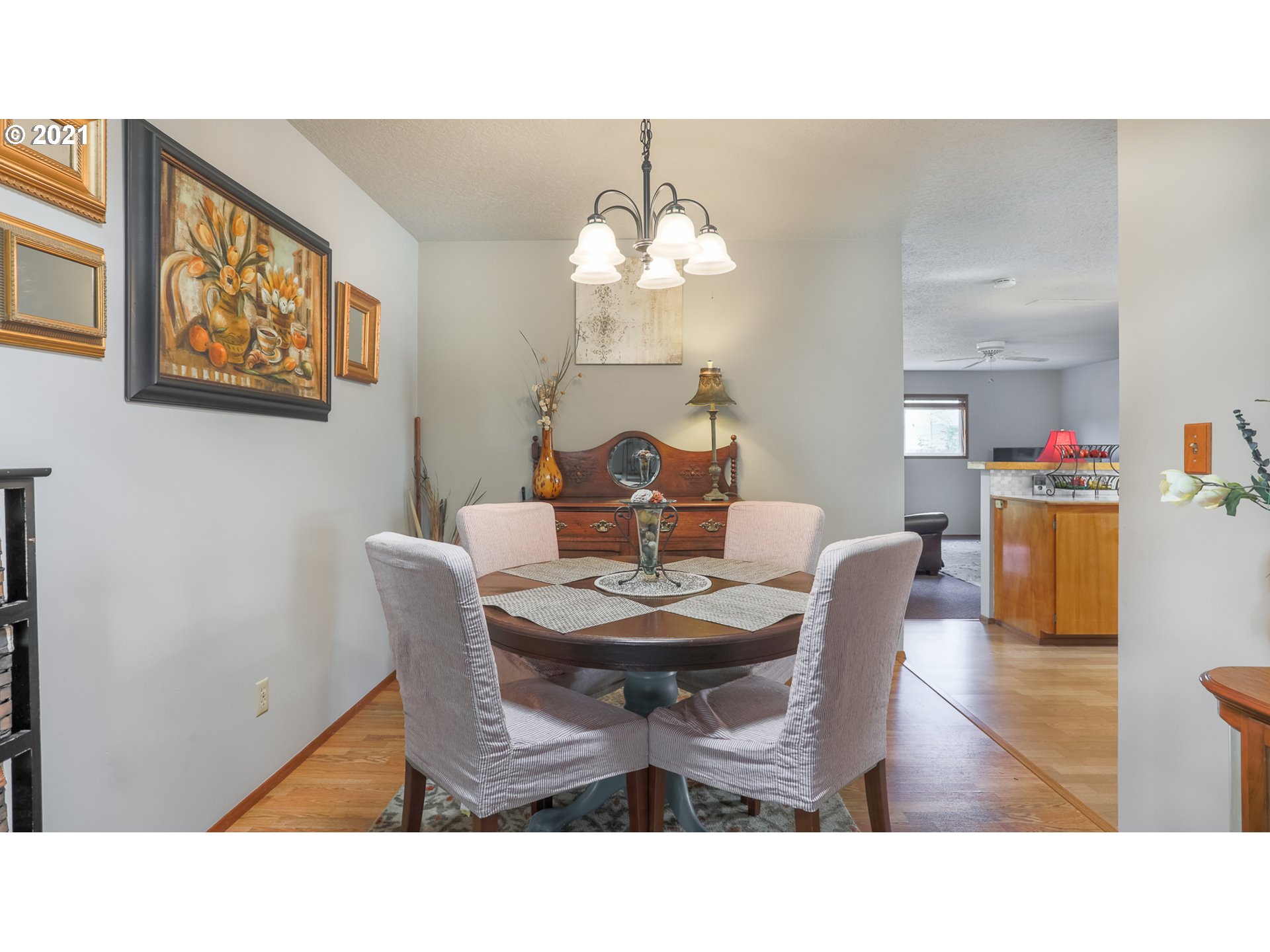 1790 Thompson Road Woodburn, OR 97071 - Photo 10 of 27 Gallery Image 10