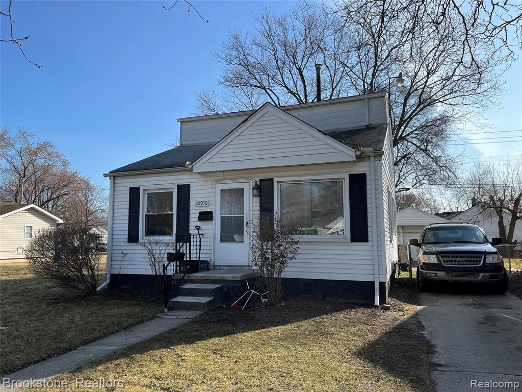 20930 Waltham Road Warren, MI 48089 - Photo 1 of 9