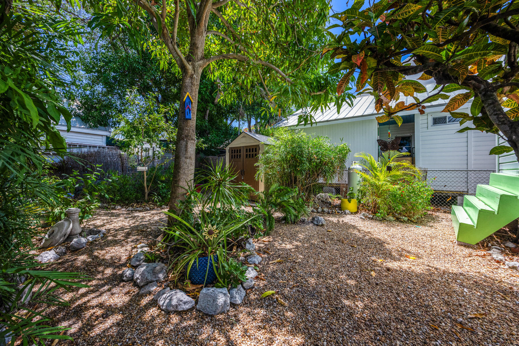 709 Chapman Lane Key West, FL 33040 - Photo 25 of 33 709 Chapman Ln_1oakstudios_39