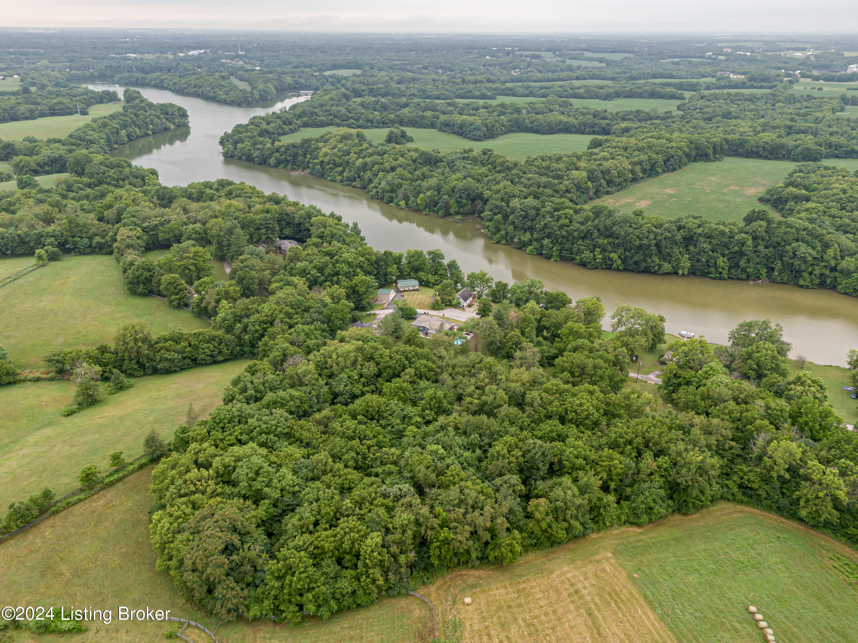 10 Cross Keys Road Shelbyville, KY 40065 - Photo 75 of 83 DJI_20240704093504_0458_D