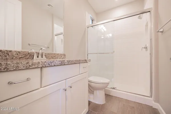 $3,175 | 10046 East Bell Road, Scottsdale, AZ 85260