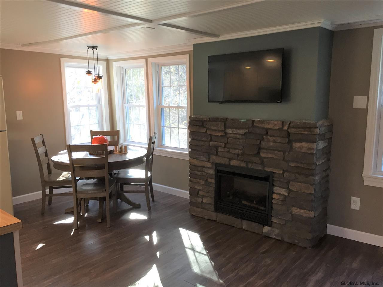 282 East Gregg Road Rotterdam, NY 12306 - Photo 13 of 25 Photo 13