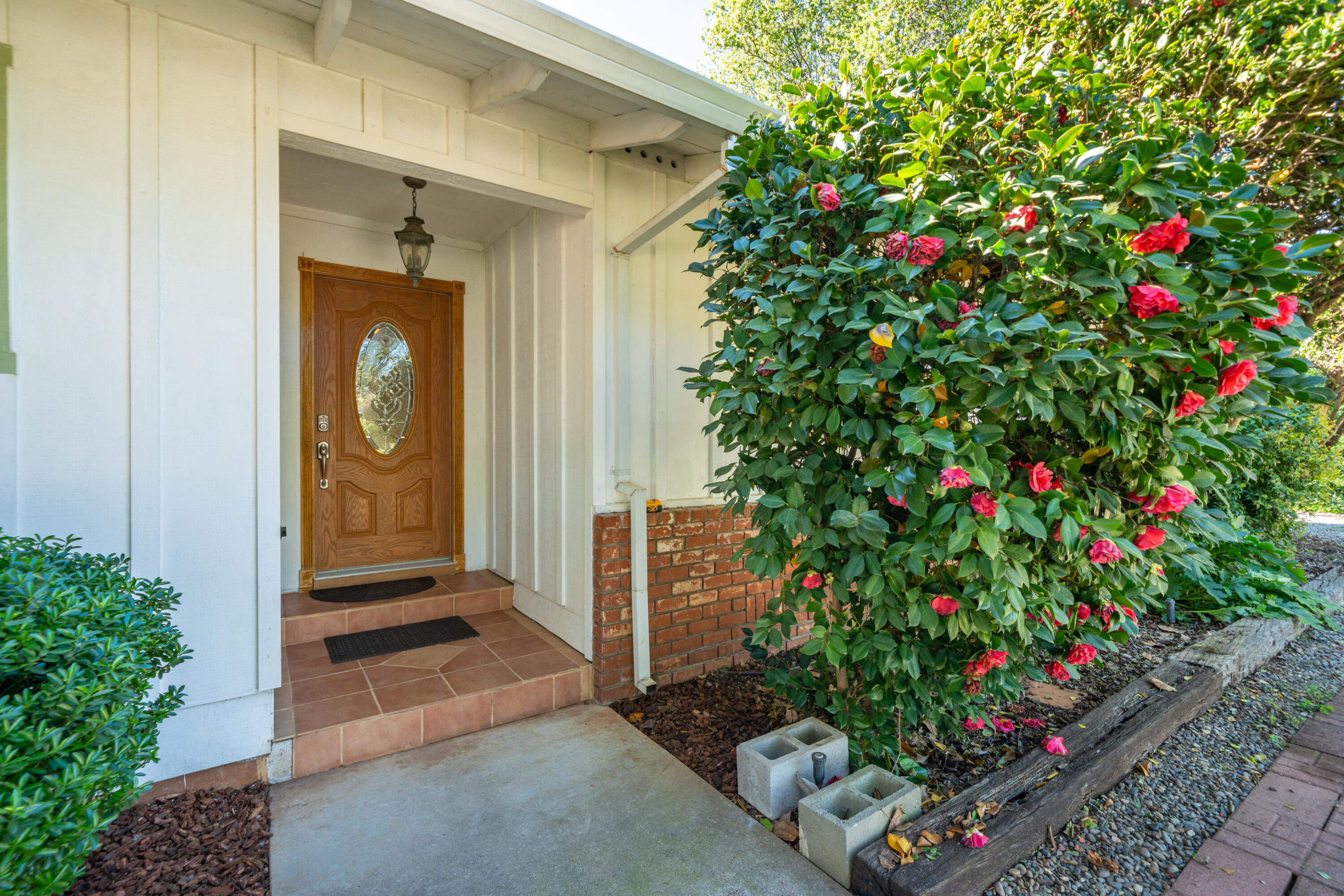 6908 Riata Drive Redding, CA 96002 - Photo 5 of 58 6908 Riata Dr-13