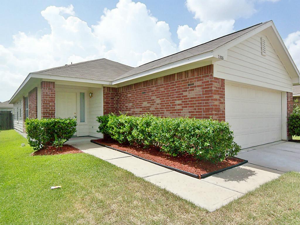 7335 Kransburg Ranch Drive Cypress, TX 77433 - Photo 2 of 21 Close up. Very neat & clean home!