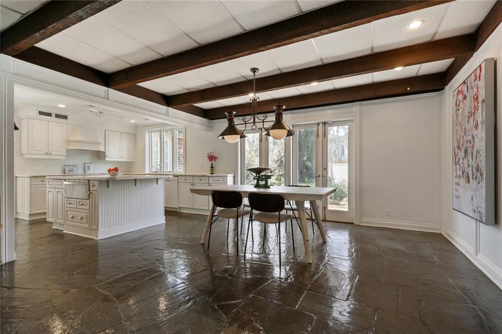 310 Southern Road River Ridge, LA 70123 - Photo 3 of 40