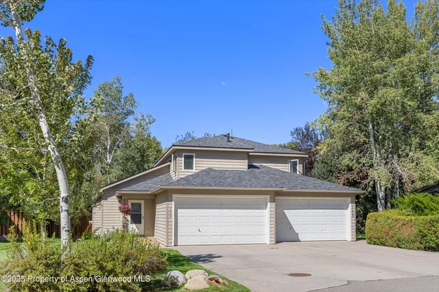 $1,060,000 | 196 Dakota Meadows Drive, Carbondale, CO 81623
