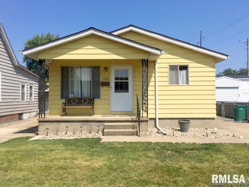 1725 East Watch Avenue Springfield, IL 62702 - Photo 1 of 22