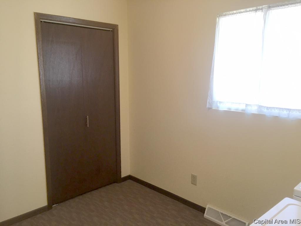 1725 East Watch Avenue Springfield, IL 62702 - Photo 12 of 22
