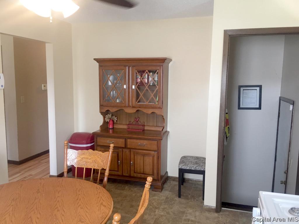 1725 East Watch Avenue Springfield, IL 62702 - Photo 8 of 22