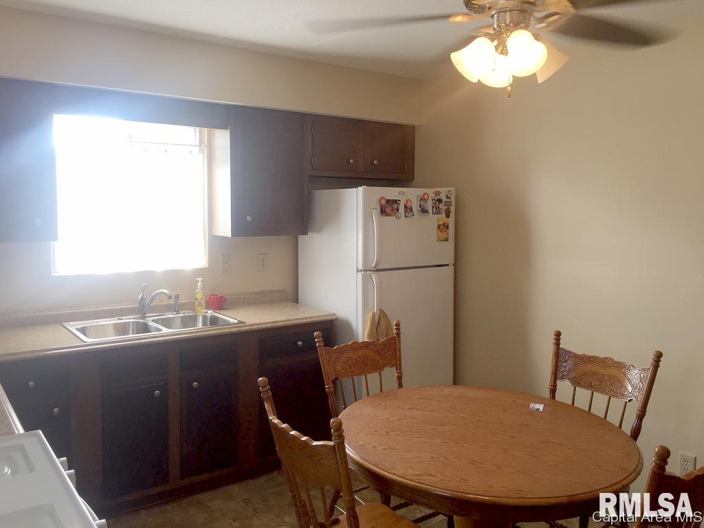 1725 East Watch Avenue Springfield, IL 62702 - Photo 10 of 22