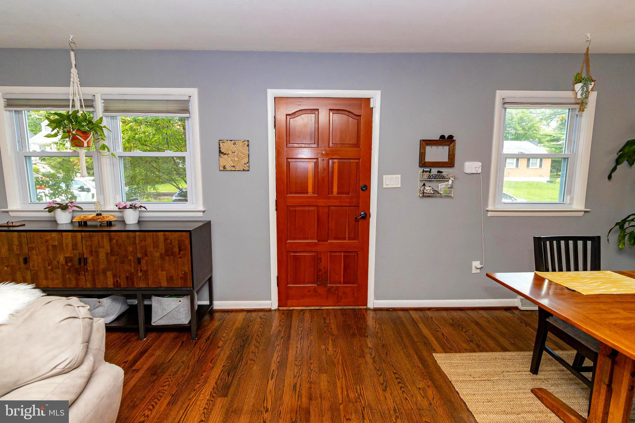 513 Valcour Road Catonsville, MD 21228 - Photo 4 of 27 Gallery Image 4