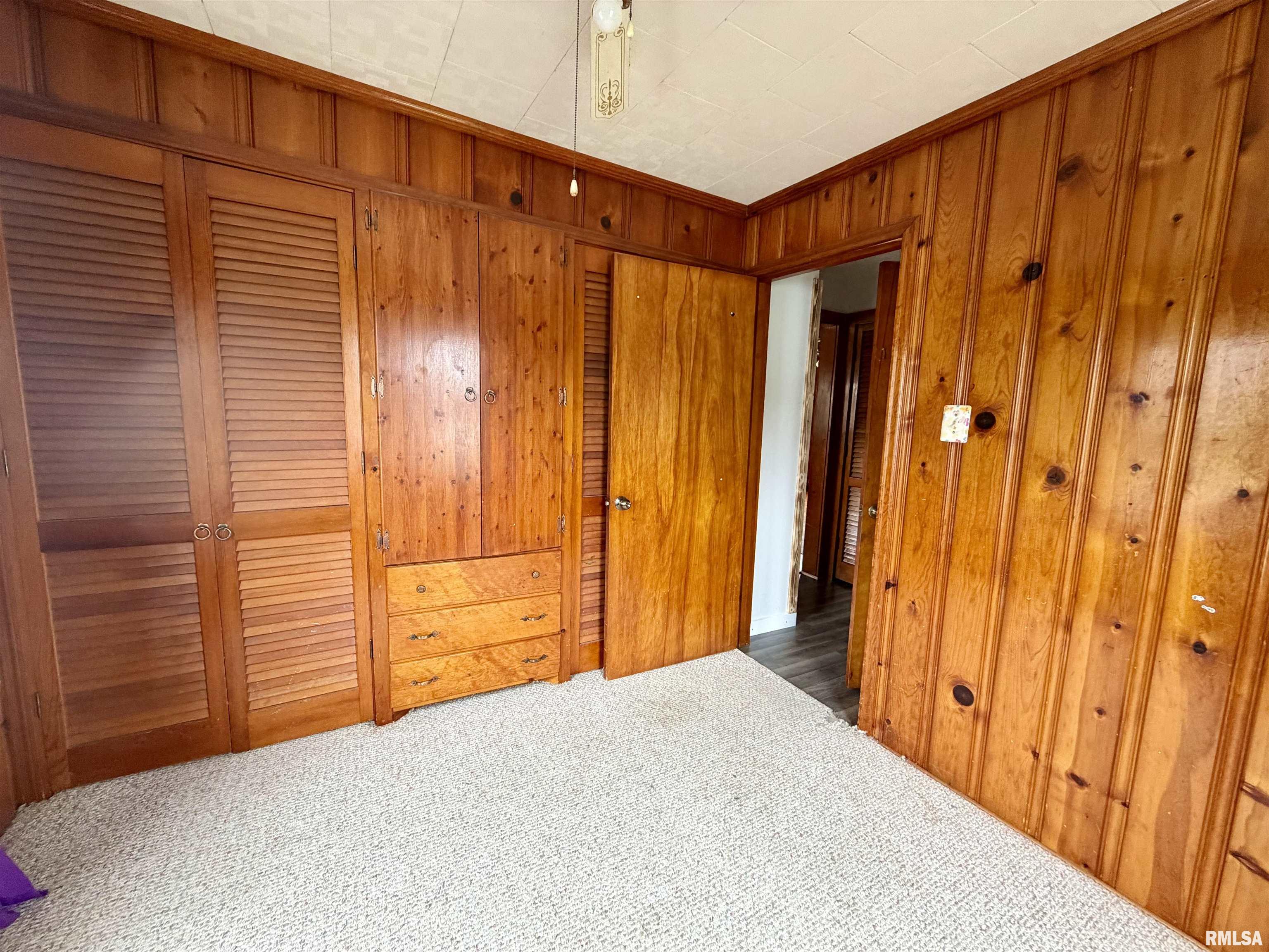 1950 Greenhill Road Eldorado, IL 62930 - Photo 12 of 25