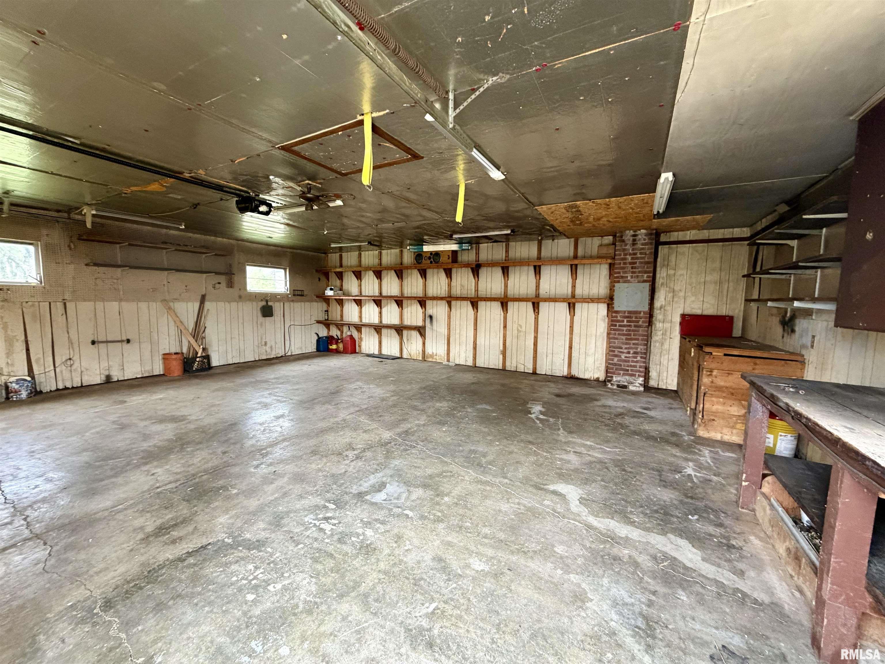 1950 Greenhill Road Eldorado, IL 62930 - Photo 18 of 25