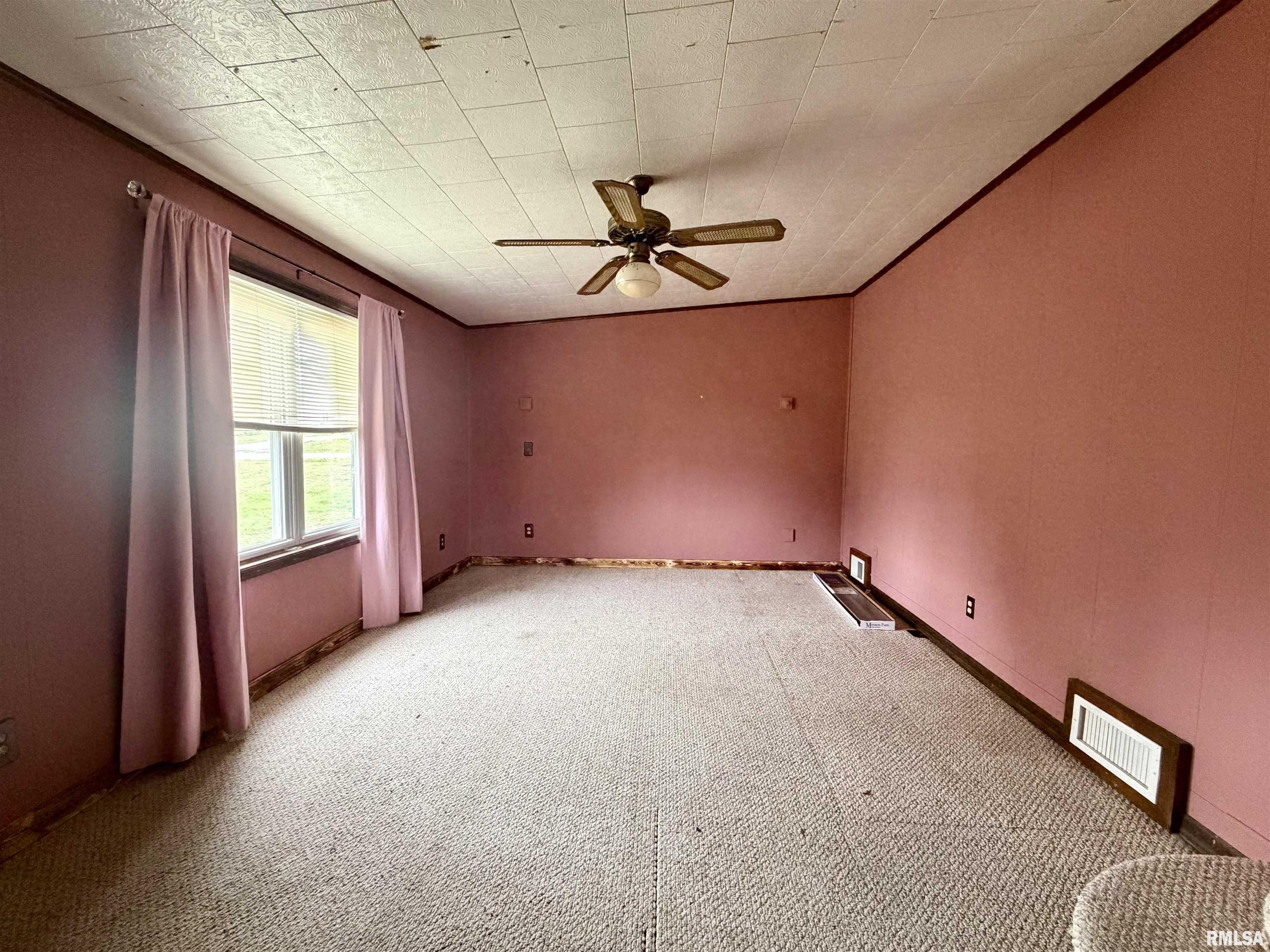 1950 Greenhill Road Eldorado, IL 62930 - Photo 7 of 25