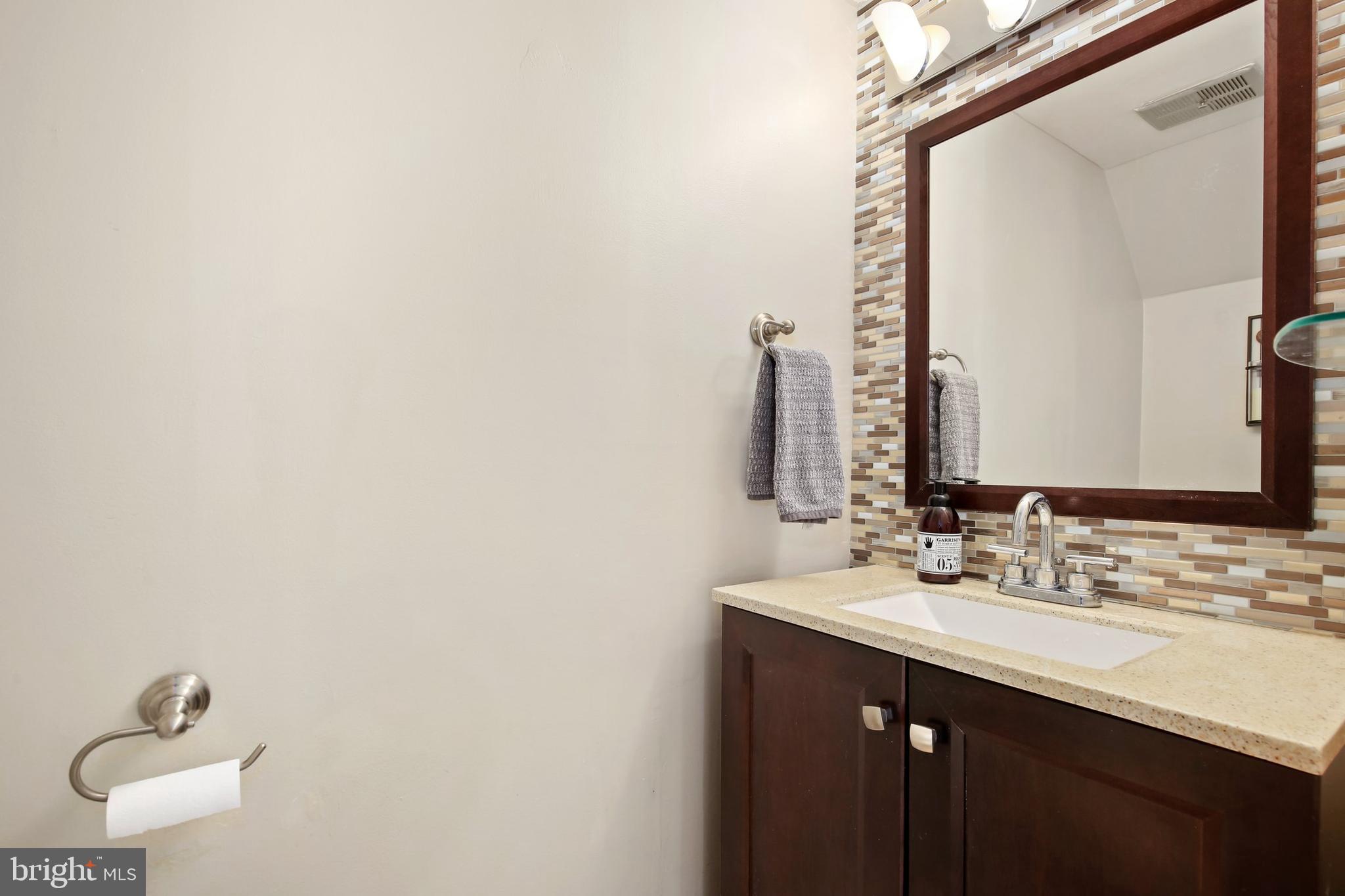 2024 Flowering Tree Terrace Silver Spring, MD 20902 - Photo 12 of 27