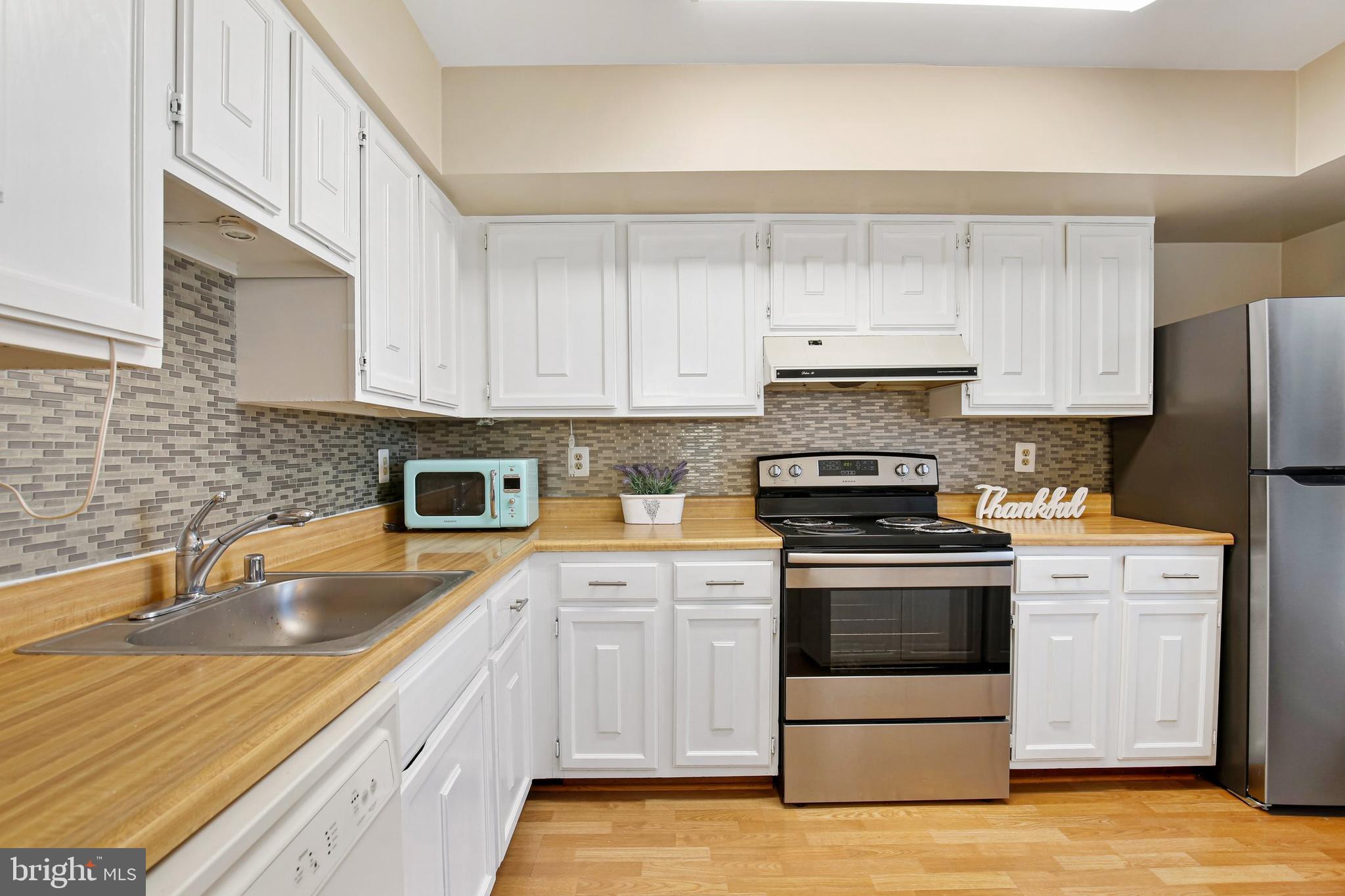 2024 Flowering Tree Terrace Silver Spring, MD 20902 - Photo 7 of 27