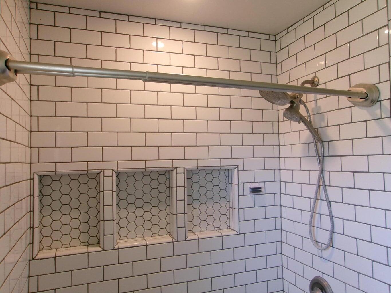 1201 Borger Plainview, TX 79072 - Photo 17 of 22 a bathroom with a shower