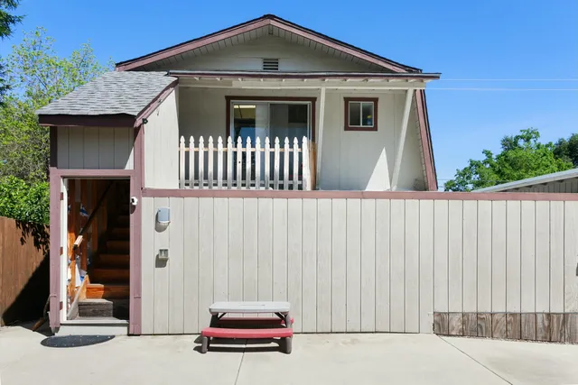 $599,900 | 8641 Redbank Road, Redding, CA 96001