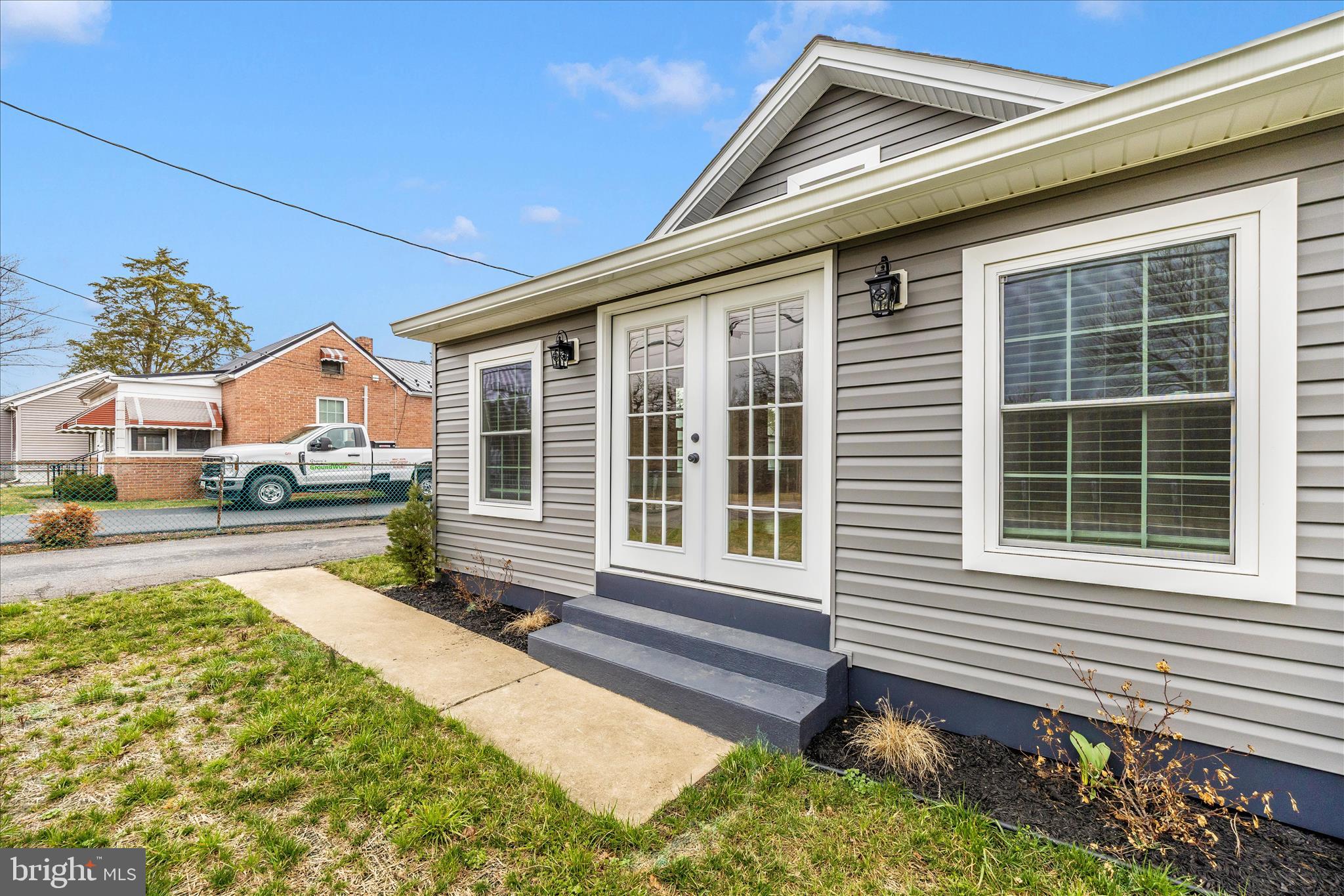 12401 Cedar Ridge Road Williamsport, MD 21795 - Photo 43 of 54 Front Entrance