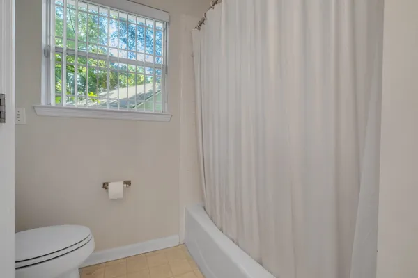 $3,200 | 3528 Leighton Hall Court, Tallahassee, FL 32309