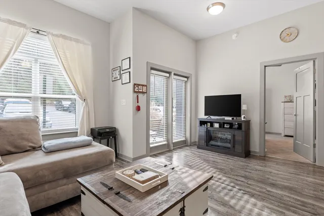 $280,000 | 782 Riverfront Parkway, Unit 107, Chattanooga, TN 37402