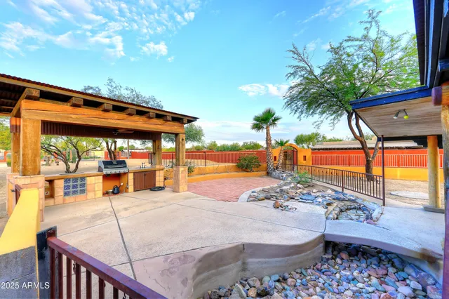 $1,200,000 | 28628 North 44th Street, Cave Creek, AZ 85331