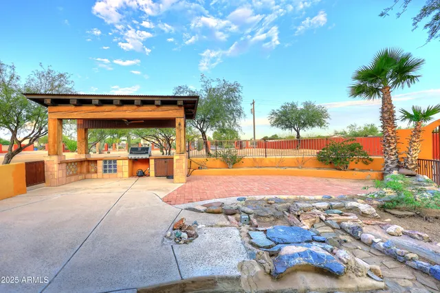 $1,200,000 | 28628 North 44th Street, Cave Creek, AZ 85331