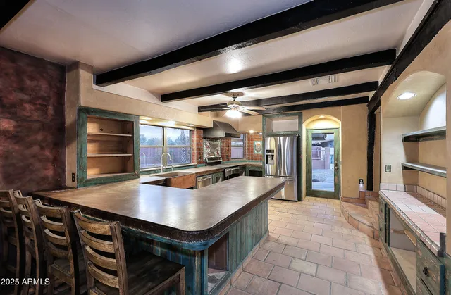 $1,200,000 | 28628 North 44th Street, Cave Creek, AZ 85331