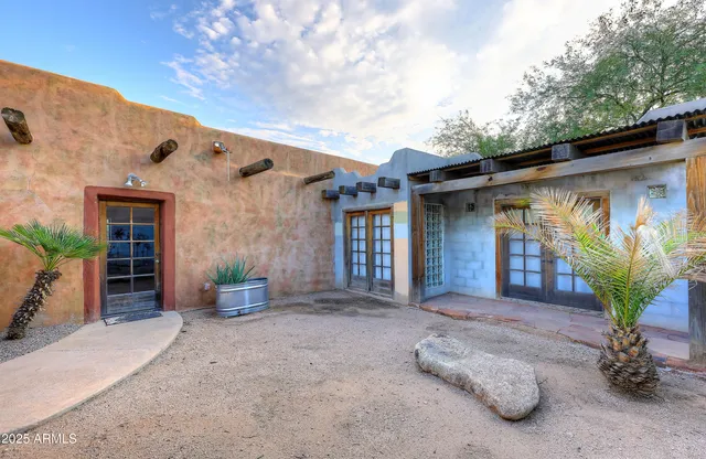 $1,200,000 | 28628 North 44th Street, Cave Creek, AZ 85331