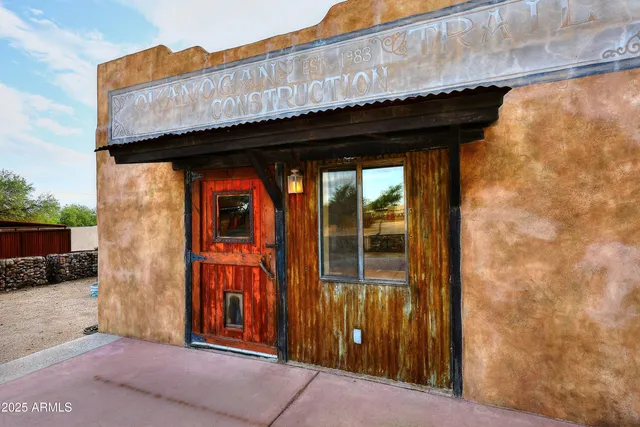 $1,200,000 | 28628 North 44th Street, Cave Creek, AZ 85331