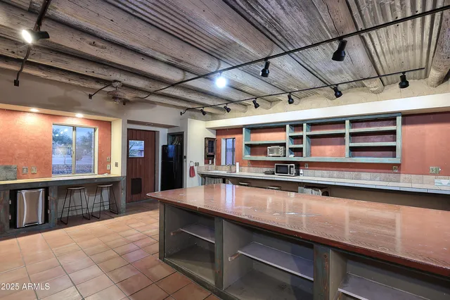 $1,200,000 | 28628 North 44th Street, Cave Creek, AZ 85331