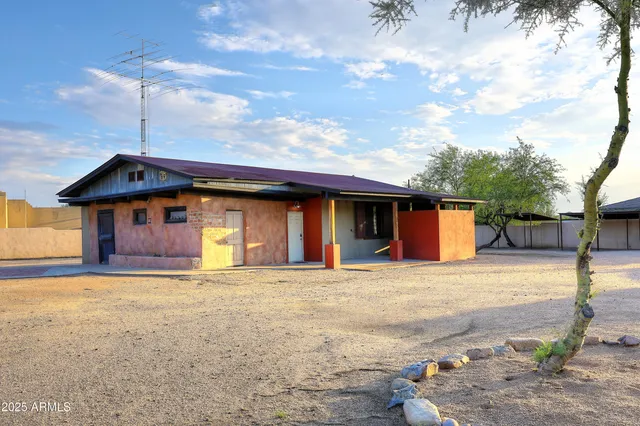 $1,200,000 | 28628 North 44th Street, Cave Creek, AZ 85331