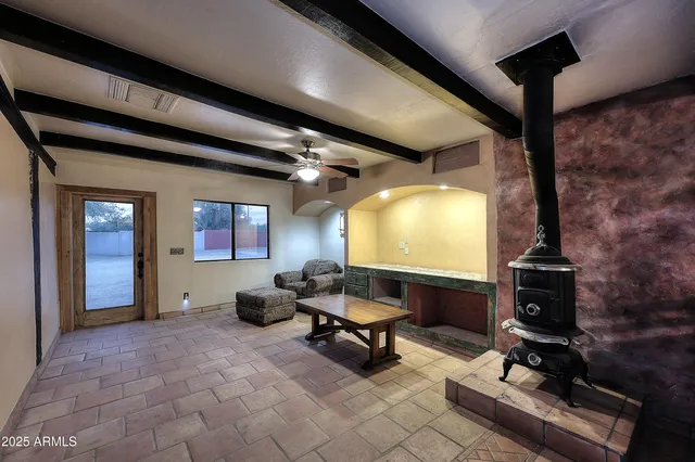 $1,200,000 | 28628 North 44th Street, Cave Creek, AZ 85331