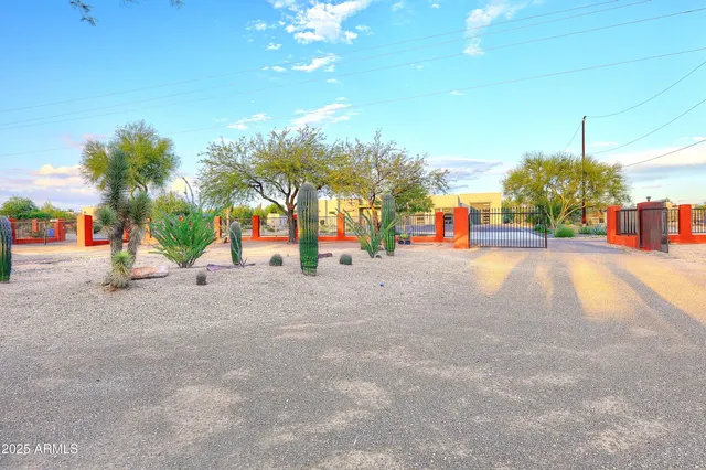 $1,200,000 | 28628 North 44th Street, Cave Creek, AZ 85331