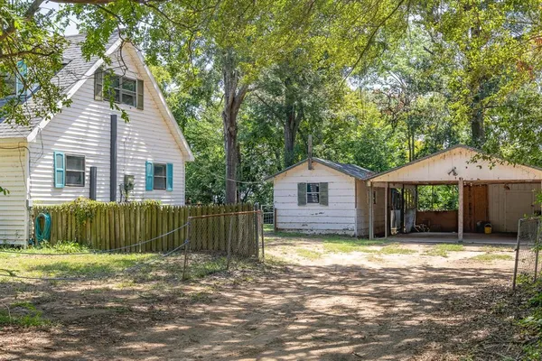 $180,000 | 925 Angies Crossing, Tool, TX 75143