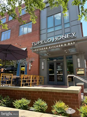 $414,500 | 2220 Fairfax Drive, Unit 309, Arlington, VA 22201