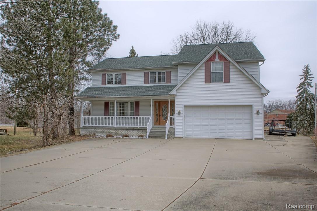 27741 Johnson Road Grosse Ile, MI 48138 - Photo 2 of 32 2-Front 2nd View.jpg
