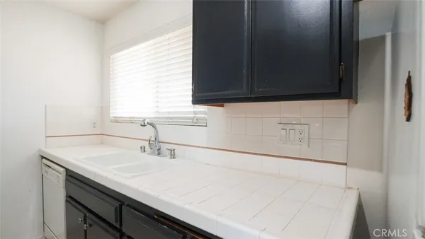 $2,300 | 833 Cinnamon Lane, Unit 4, Duarte, CA 91010