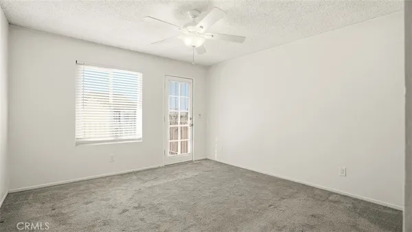 $2,300 | 833 Cinnamon Lane, Unit 4, Duarte, CA 91010