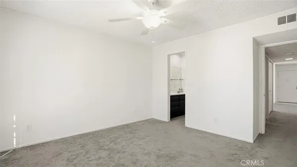 $2,300 | 833 Cinnamon Lane, Unit 4, Duarte, CA 91010