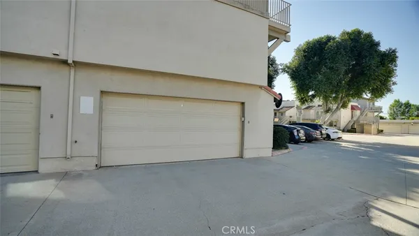 $2,300 | 833 Cinnamon Lane, Unit 4, Duarte, CA 91010