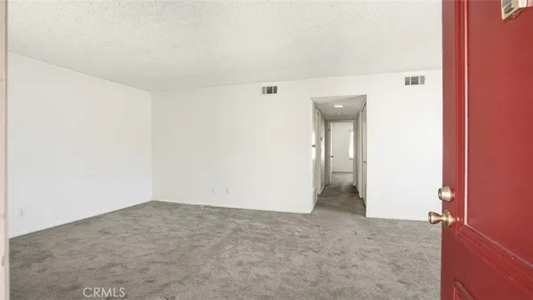 $2,300 | 833 Cinnamon Lane, Unit 4, Duarte, CA 91010