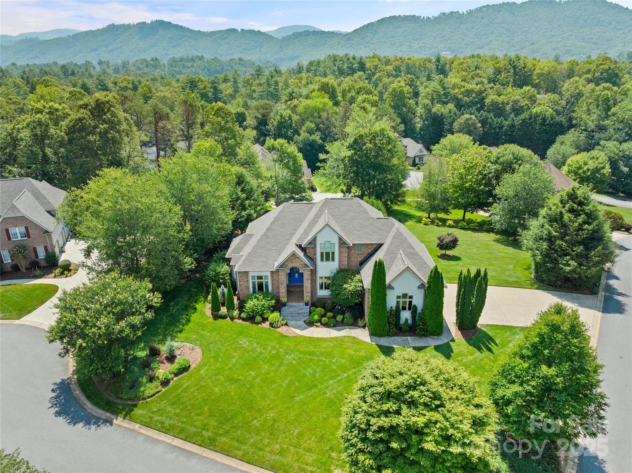 71 Portobello Road Arden, NC 28704 - Photo 1 of 33 Gallery Image 1