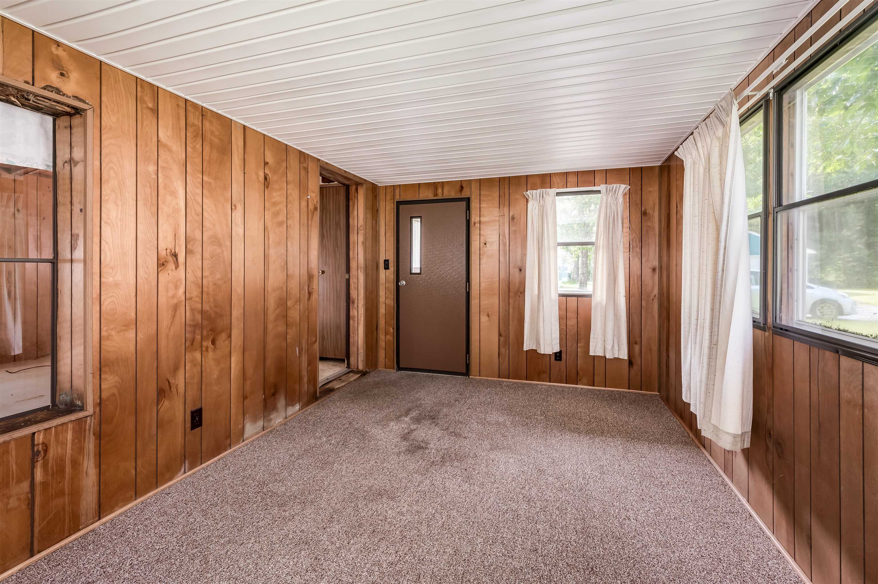 70 Trade Wind Lane Rochester, NH 03867 - Photo 3 of 27