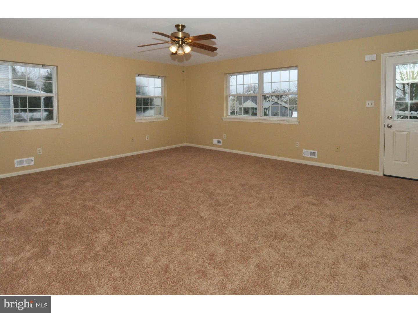 3220 Colonial Road Hatboro, PA 19040 - Photo 8 of 21 Family Room