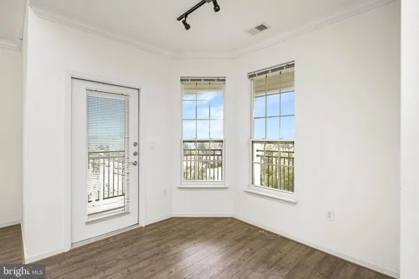 $330,000 | 12901 Centre Park Circle, Unit 420, Herndon, VA 20171