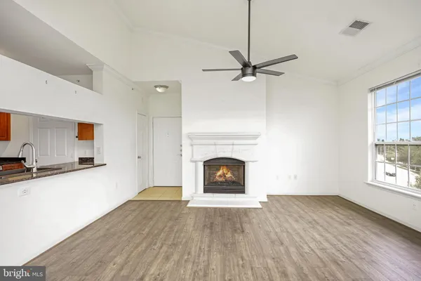 $330,000 | 12901 Centre Park Circle, Unit 420, Herndon, VA 20171